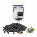 Boabe de ienupăr întregi, 100g, boabe de ienupăr uscate și rămurică de ienupăr, prezentare lifestyle, Biovicta