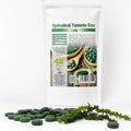 Spirulina tablete BIO 500mg, 300 buc — tablete spirulina și algă spirulina proaspătă, prezentare lifestyle, Biovicta
